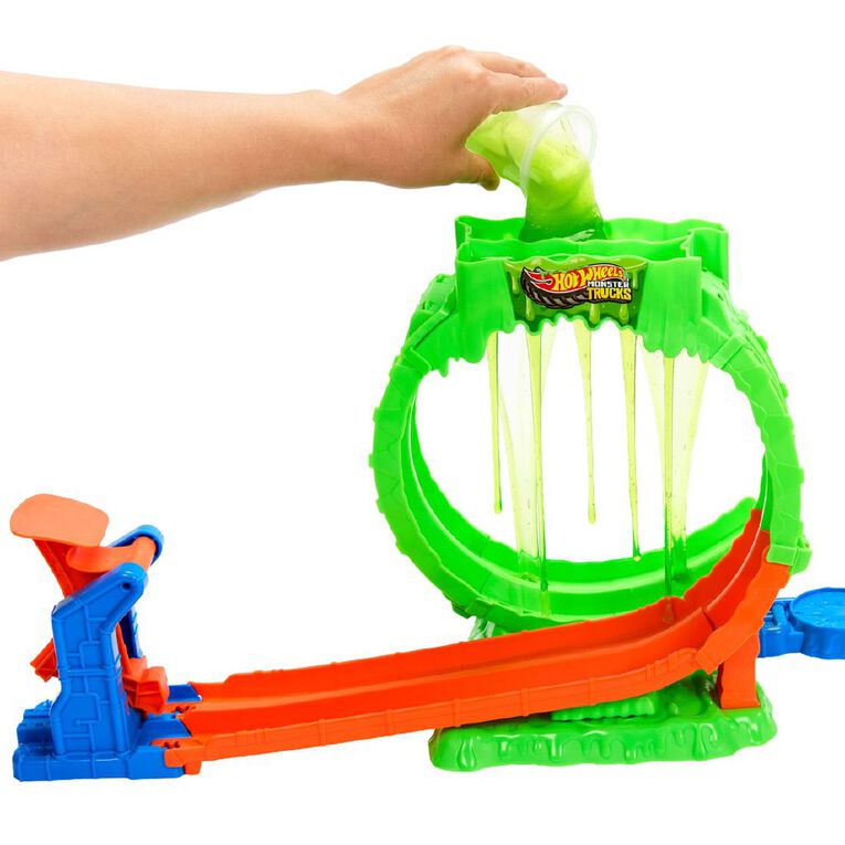 Hot Wheels Monster Trucks Mutant Chaos Loop Blast Playset, , hi-res