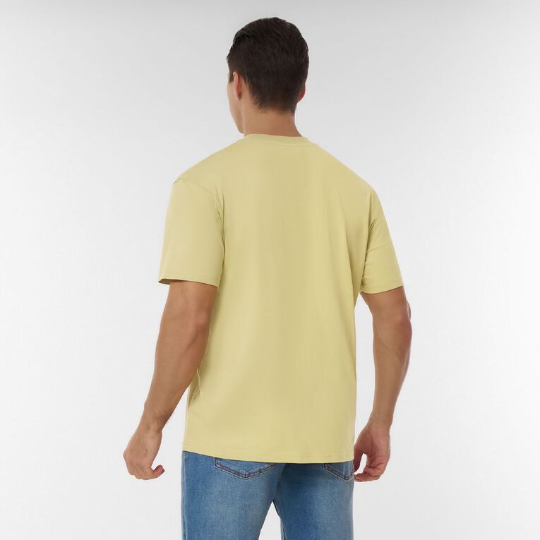 H&H Men's Relaxed Fit Graphic Tee, Green Light, hi-res