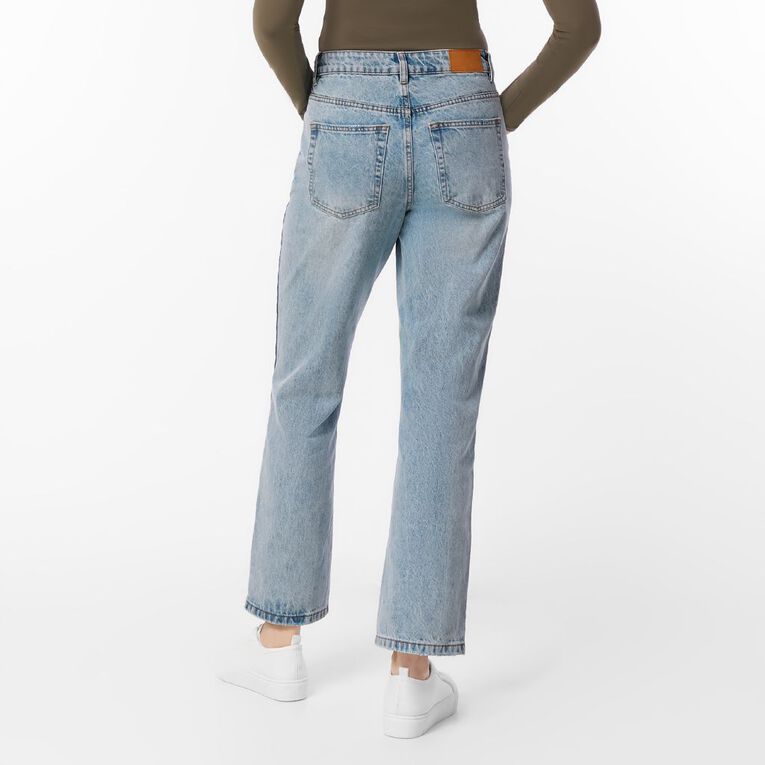 H&H Women's Mid Rise Straight Leg Jean, Denim Light, hi-res