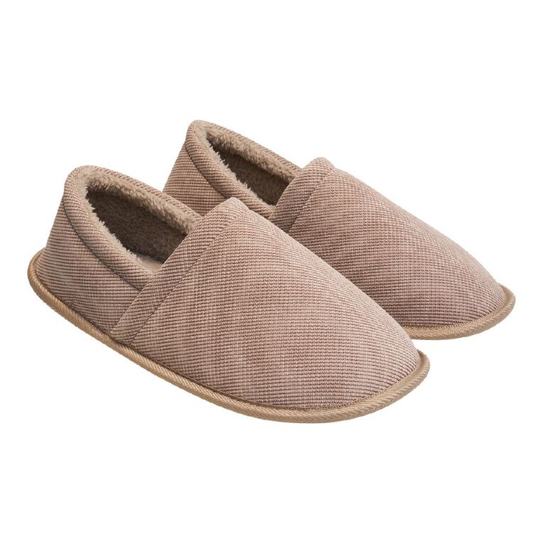 H&H Men's Joel Closed Back Slippers, Beige, hi-res