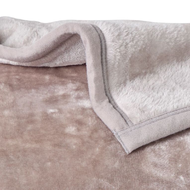 Living & Co 400gsm Mink Feel Blanket Natural Queen, , hi-res
