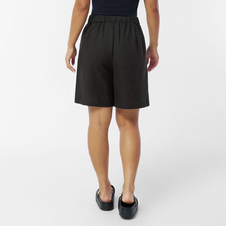 H&H Women's Mid Thigh Pleat Front Shorts, Black, hi-res