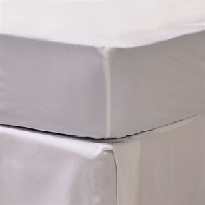 Living & Co Mattress Protector Waterproof White Single