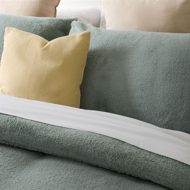 Living & Co Duvet Cover Set Teddy Fleece Green Queen, , hi-res