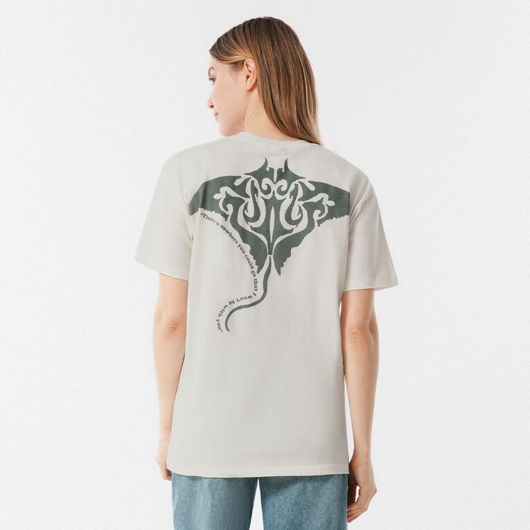 Moana Women's Short Sleeve Moana Stingray Print Tee, Cream, hi-res