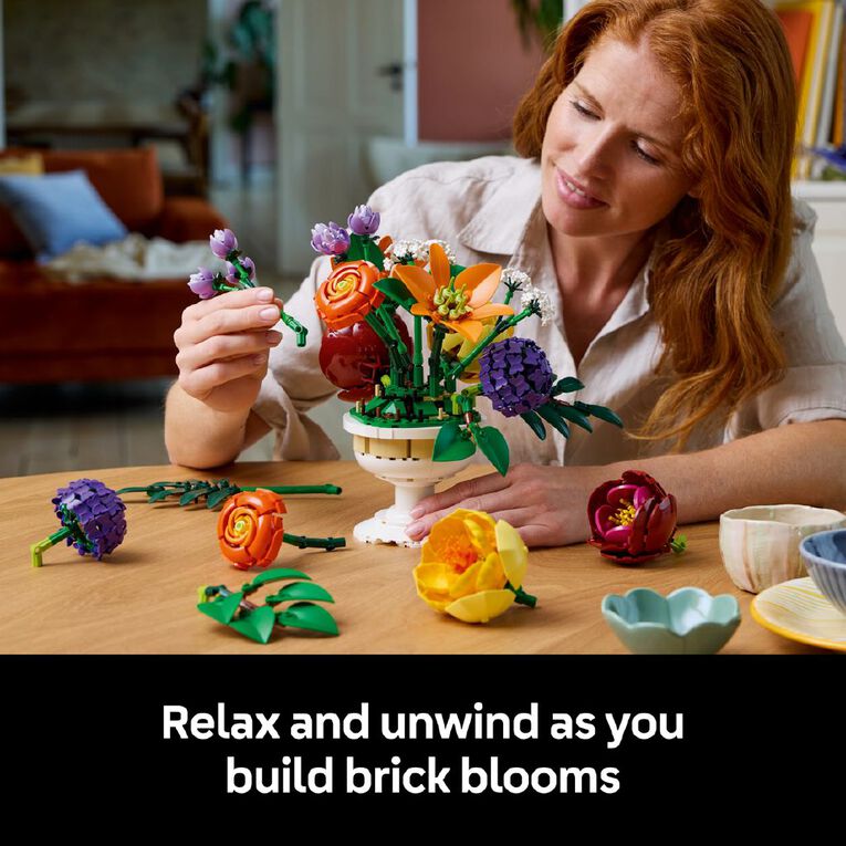 LEGO Botanicals Flower Arrangement 10345, , hi-res