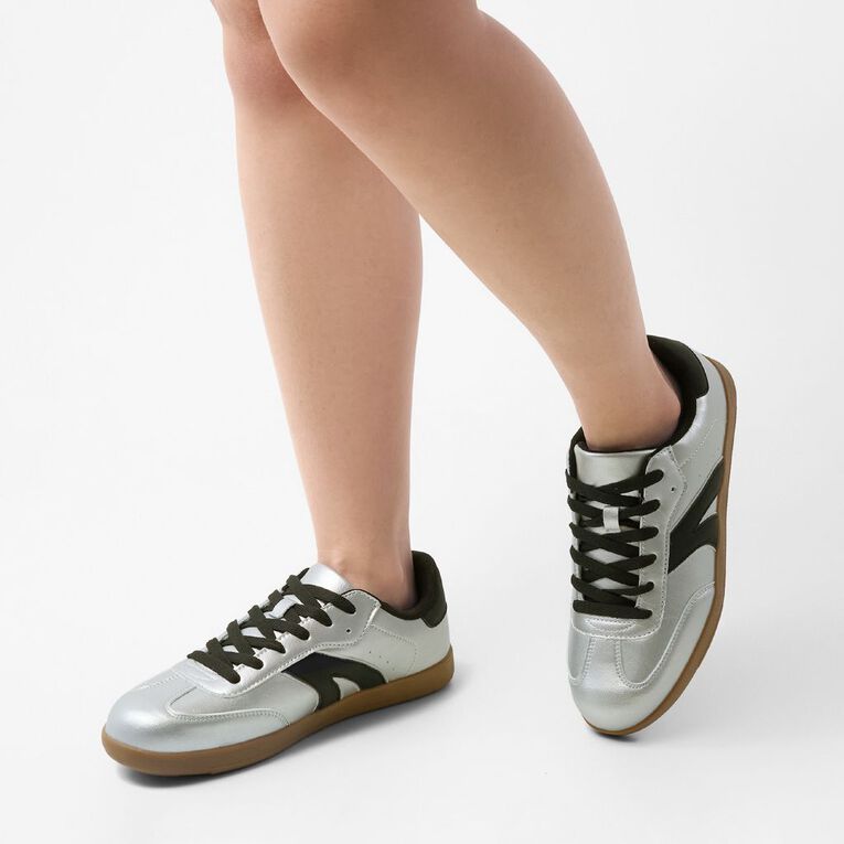 H&H Women's Women's Petal Sneakers, Silver, hi-res