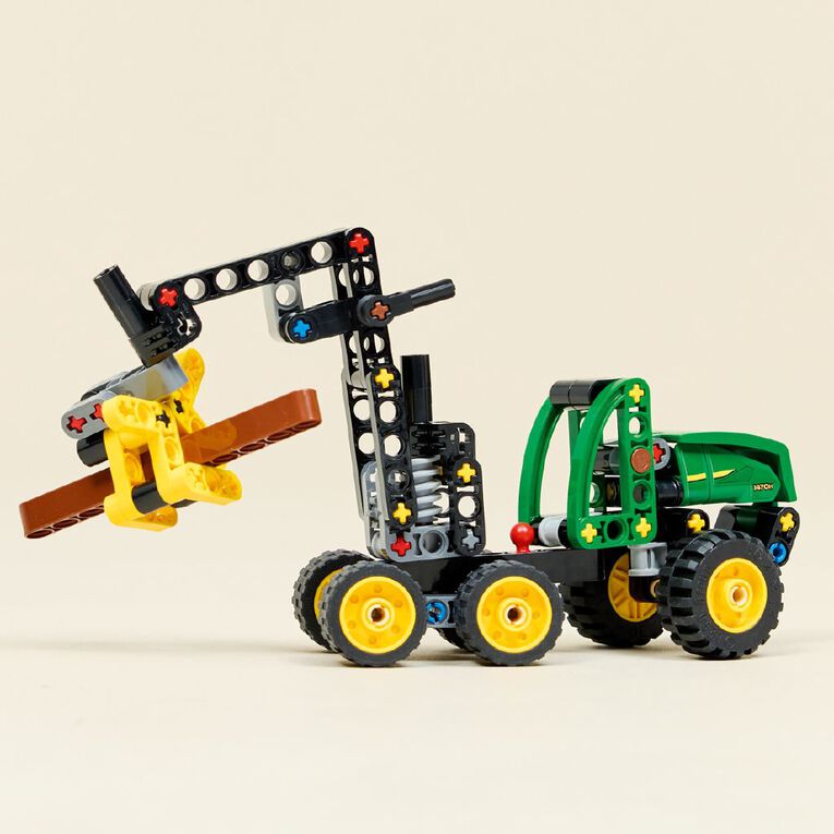 LEGO Technic John Deere 1470H Wheeled Harvester 42218, , hi-res