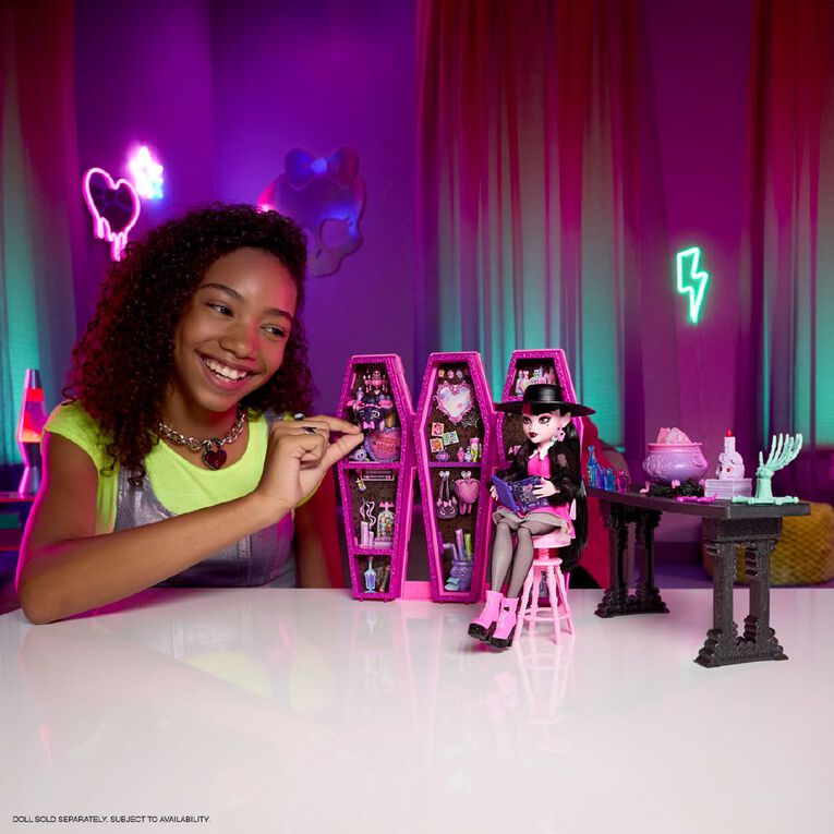 Monster High Draculaura Secret Potions Room Playset, , hi-res