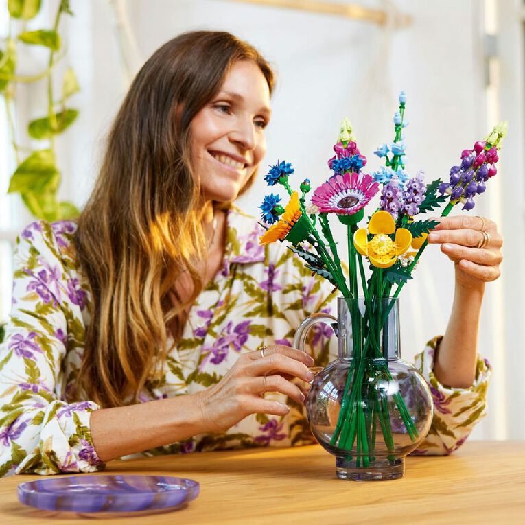 LEGO Icons Wild Flower Bouquet 10313, , hi-res