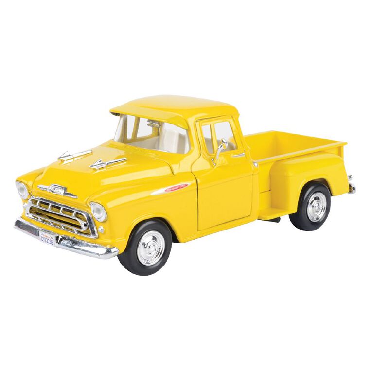MotorMax 1:24 Scale Die Cast Car Assorted, , hi-res