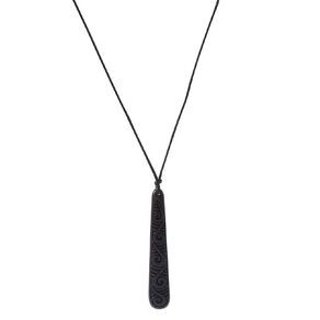 Kiwiana Pendant Necklace Carving