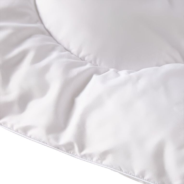 Living & Co Duvet Inner Silk Touch White Queen, , hi-res