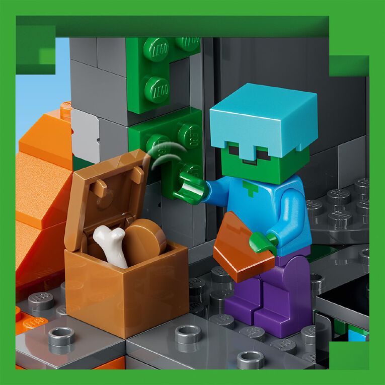 LEGO Minecraft Zombie Dungeon 21587, , hi-res