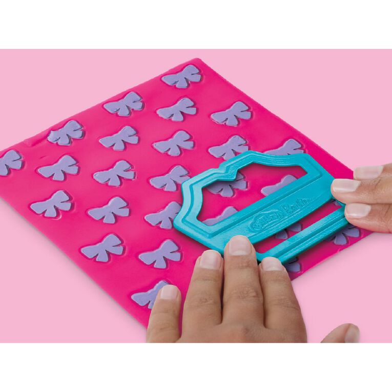 Play-Doh Barbie Ruffles and Bows, , hi-res