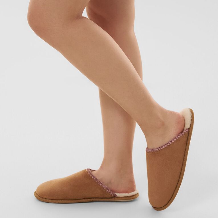 H&H Women's Bindie Scuff Slippers, Brown Light, hi-res