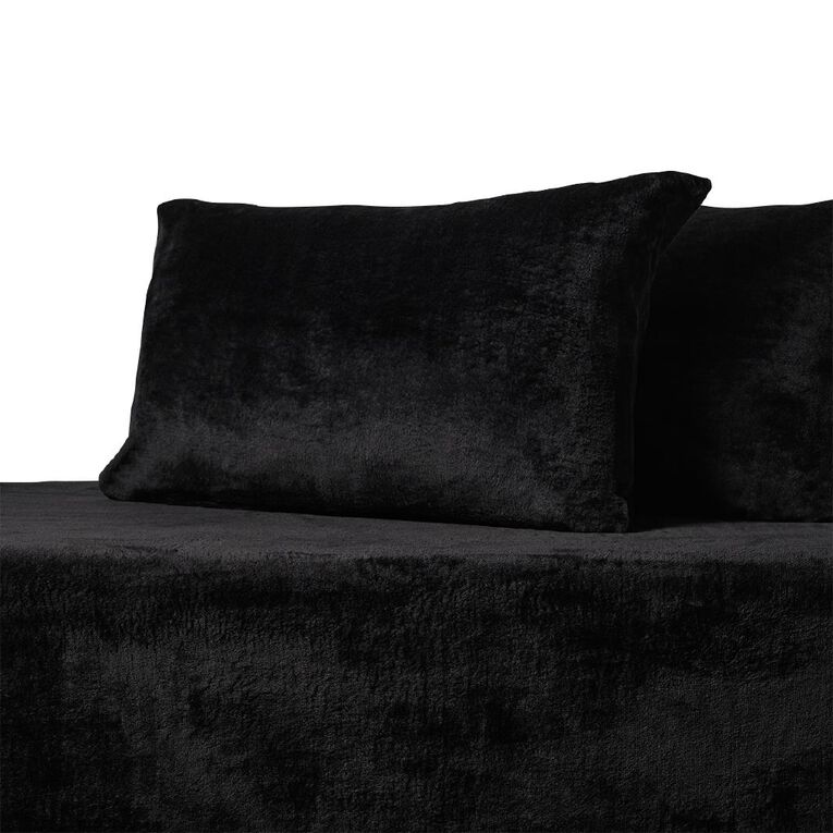 Living & Co Plush Flannel Sheet Set Black Queen, , hi-res