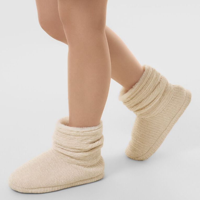 H&H Women's Plush Slipper Booties, Cream, hi-res