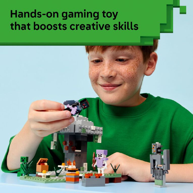 LEGO Minecraft The Pale Garden 21586, , hi-res