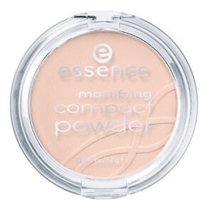 Essence Mattifying Compact Powder 04