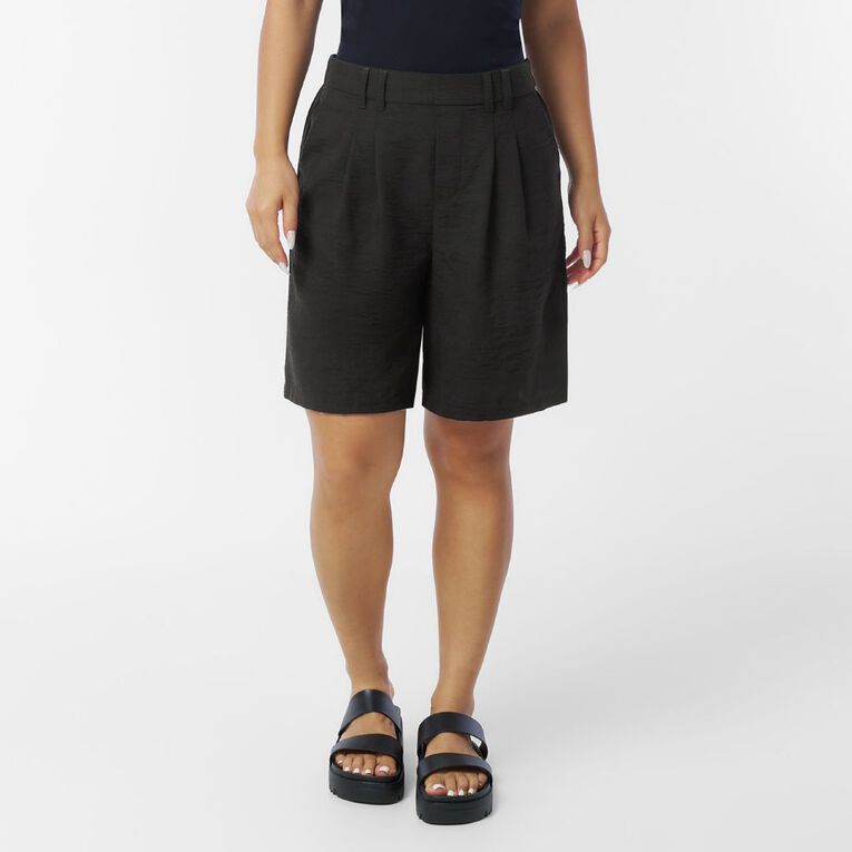 H&H Women's Mid Thigh Pleat Front Shorts, Black, hi-res