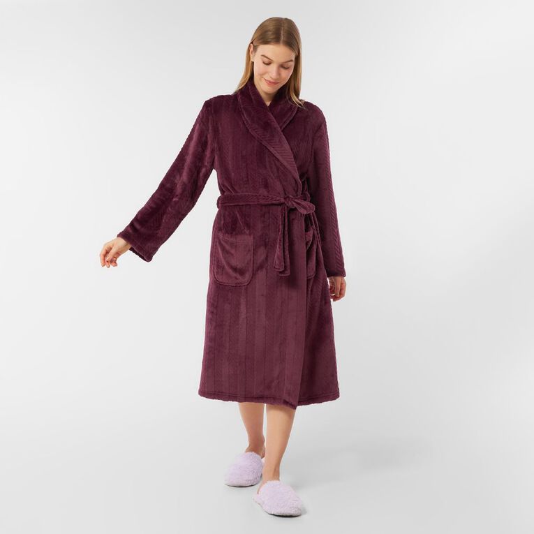 H&H Women's Coral Fleece Jacquard Robe, Red Mid, hi-res