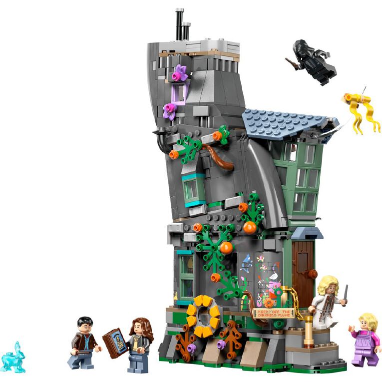 LEGO Harry Potter Luna Lovegoods House 76467, , hi-res
