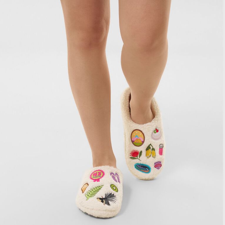 H&H Women's Kiwiana Scuff Slippers, Cream, hi-res