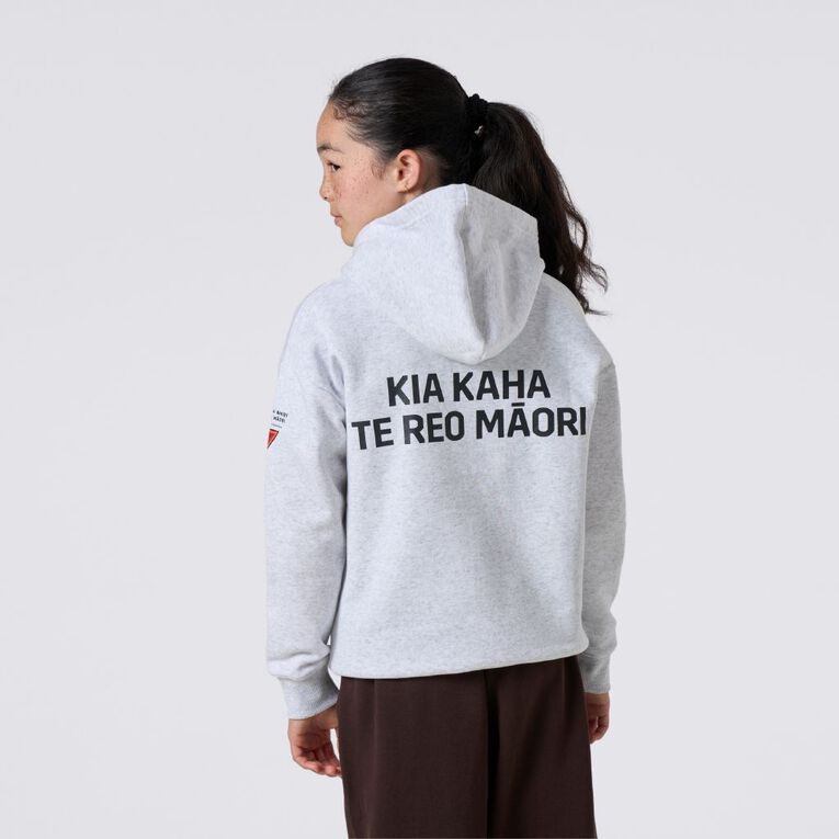 MLC Kia Kaha Te Reo Maori Huri Tamariki, Hiriwa, hi-res