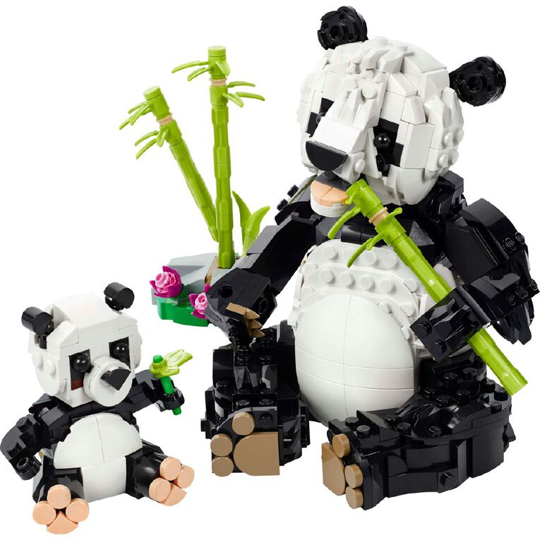 LEGO CREATOR Wild Animals Panda Family 31165, , hi-res
