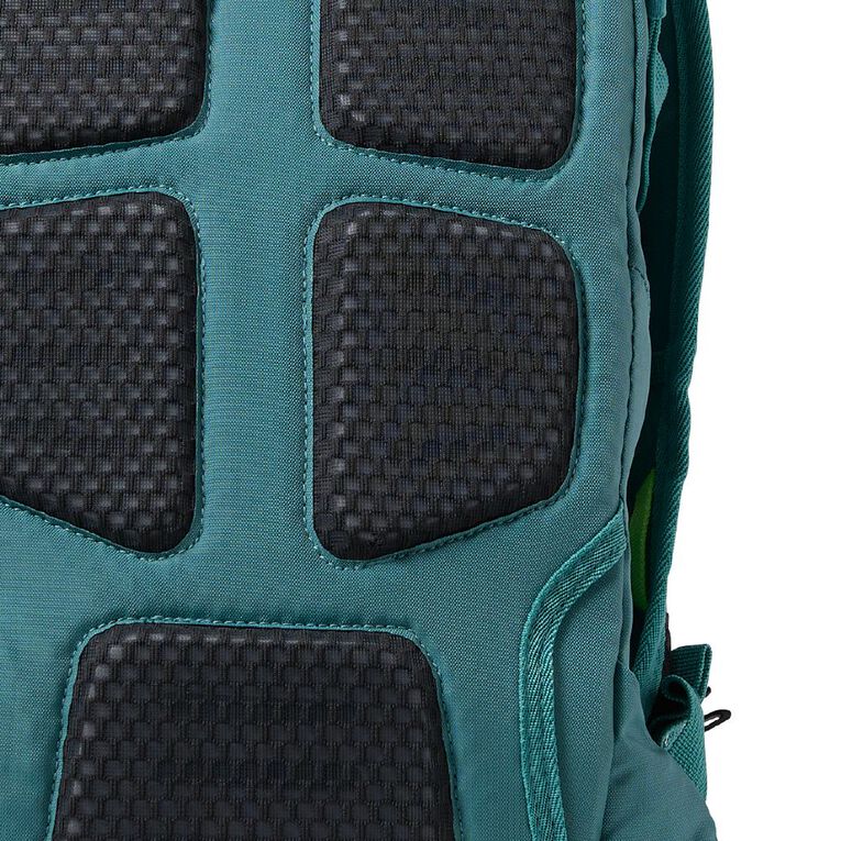 Back Country Recon Backpack Green 8L, , hi-res