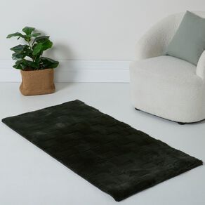 Living & Co Rug Faux Fur Grid Green Dark 70 x 140cm