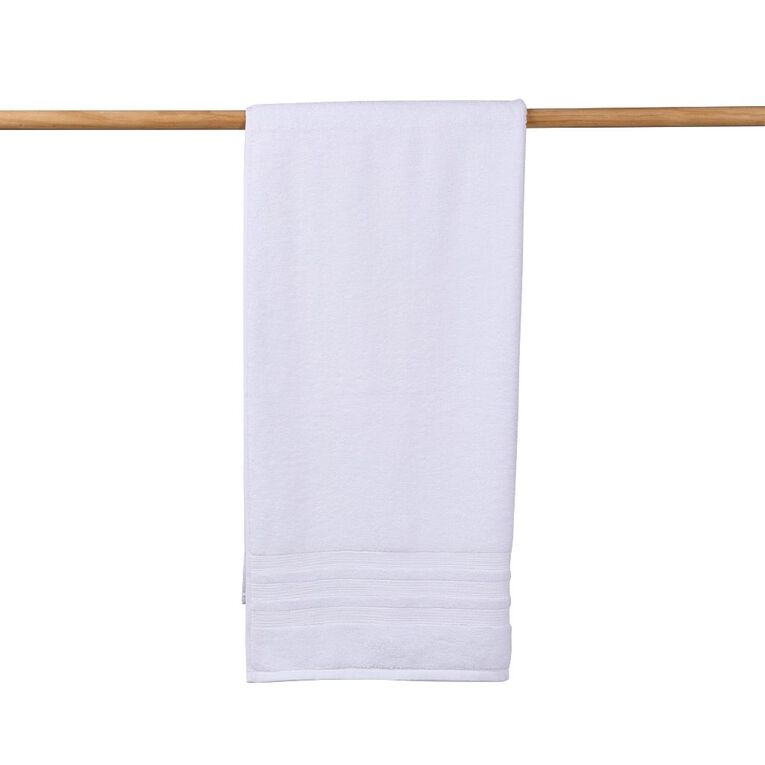 Living & Co Plush Plain Bath Towel White, , hi-res