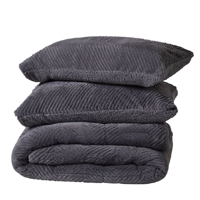 Living & Co 2 Piece Comforter Set Faux Fur Grey King, , hi-res