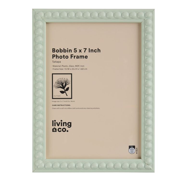 Living & Co Bobbin Frame Green 5in x 7in, , hi-res