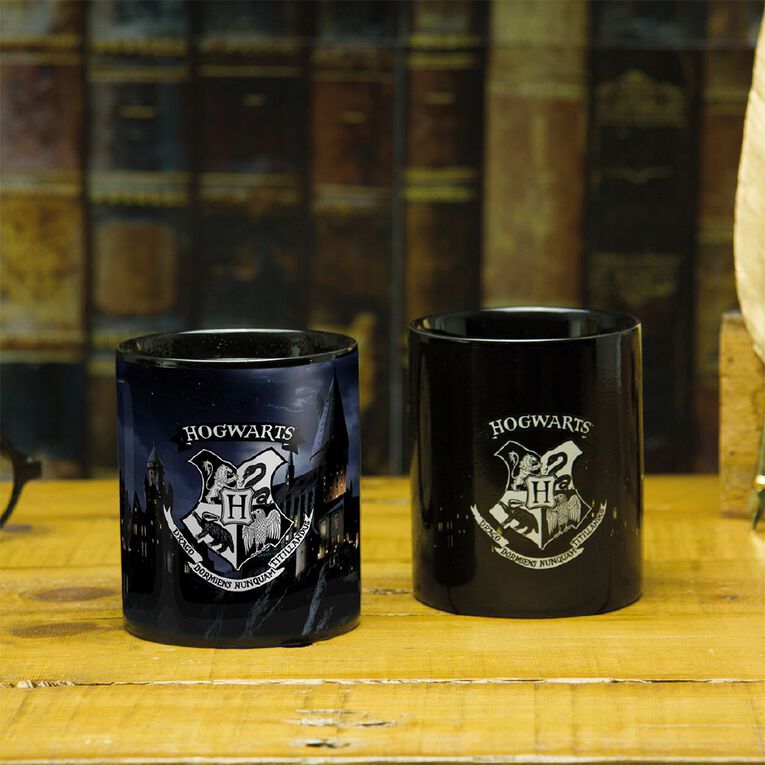 Paladone Harry Potter Hogwarts Heat Change Mug, , hi-res