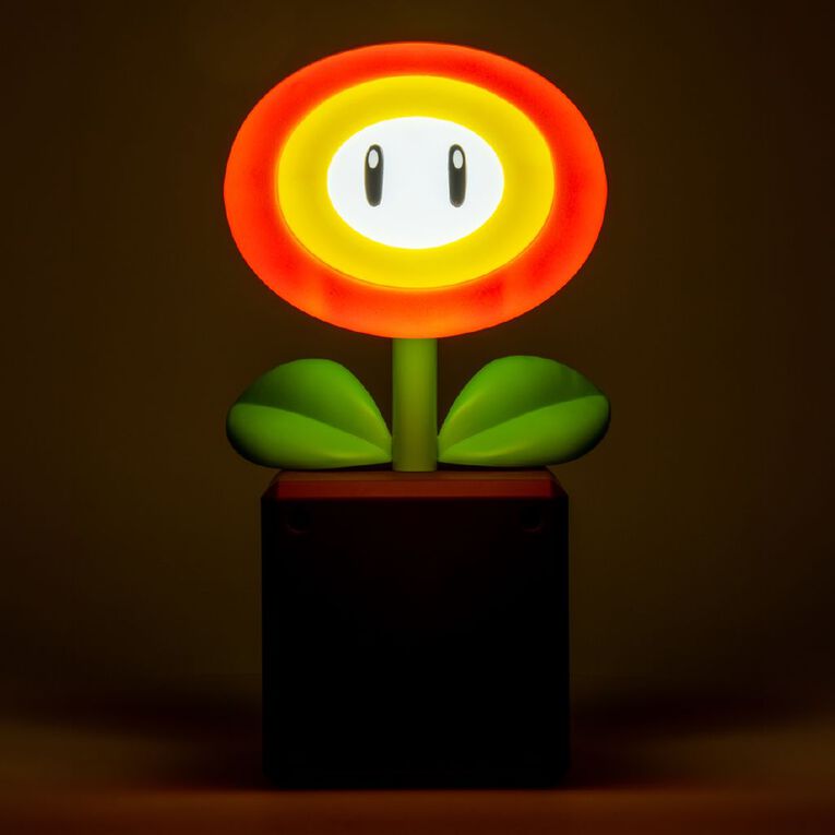 Paladone Super Mario Fire Flower Lamp, , hi-res
