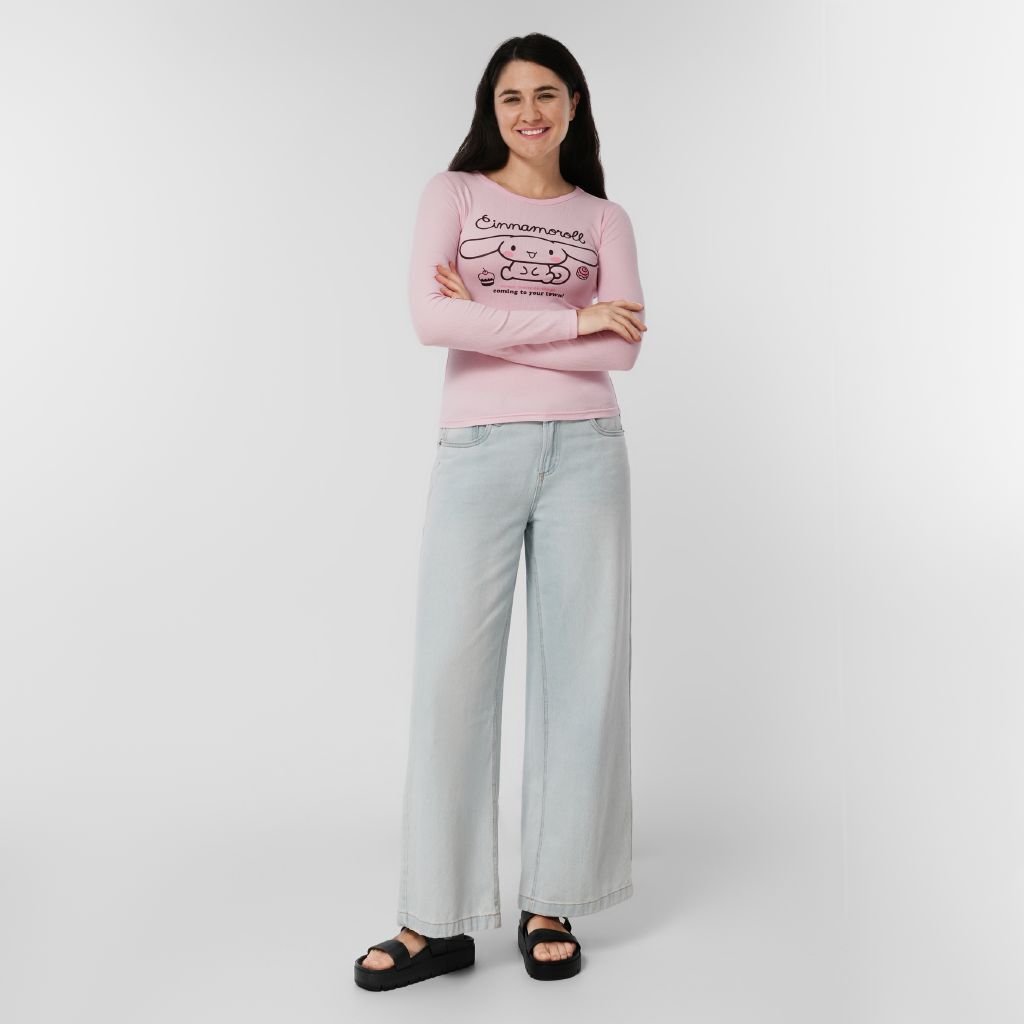 Hello Kitty Women's 90s Baby Tee Pink | The Warehouse