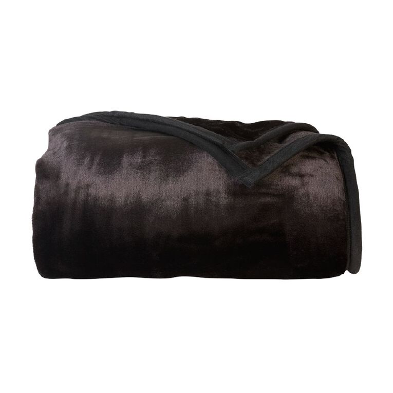 Living & Co 400gsm Mink Feel Blanket Black Queen, Black, hi-res