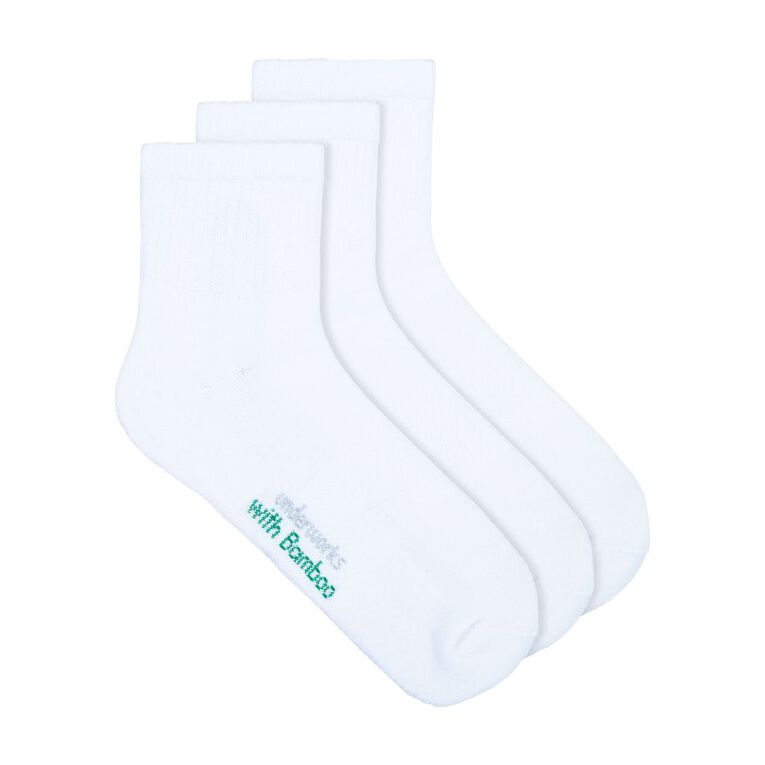 Underworks Men's Bamboo Quarter Crew Socks 3 Pack, White, hi-res