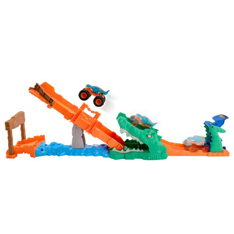 Hot Wheels Monster Trucks Knock the Croc Challenge, , hi-res