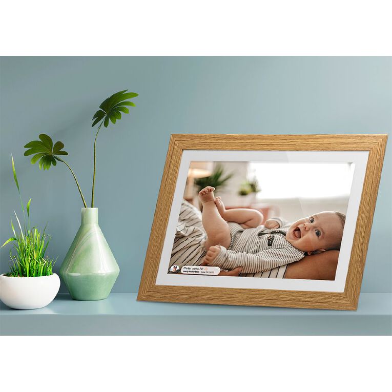 Jackson Frameo 10 inch WiFi Digital Photo Frame With Oak Frame White, , hi-res