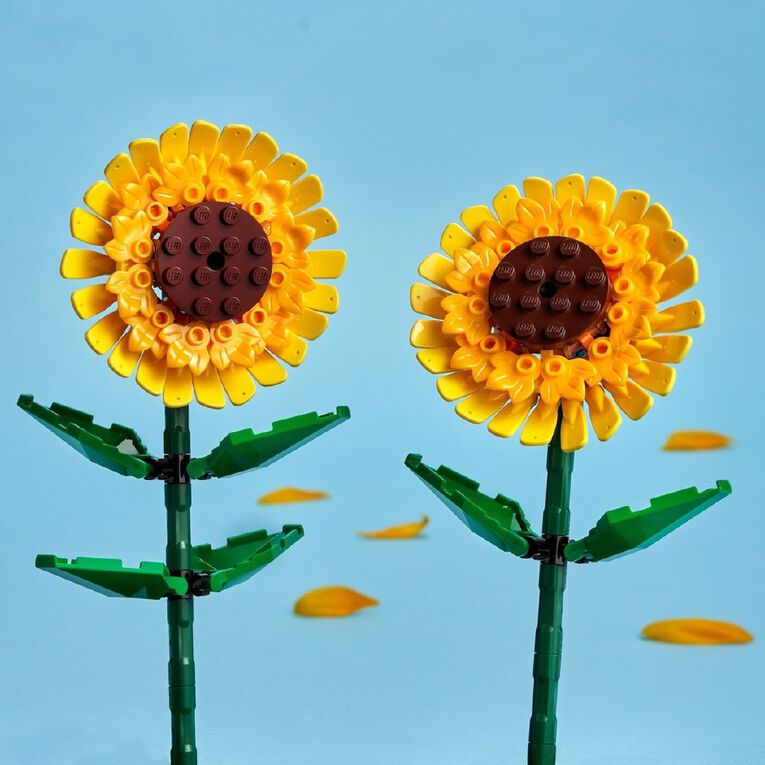 LEGO Botanicals Flowers Sunflowers 40524, , hi-res