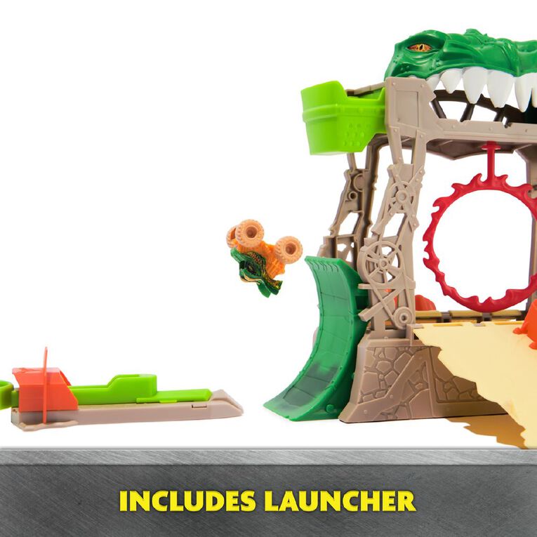 Monster Jam Mini Dragon Dungeon of Doom Playset, , hi-res