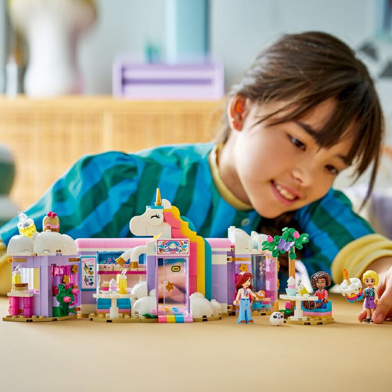 LEGO Friends Unicorn Dream Cafe 42684, , hi-res