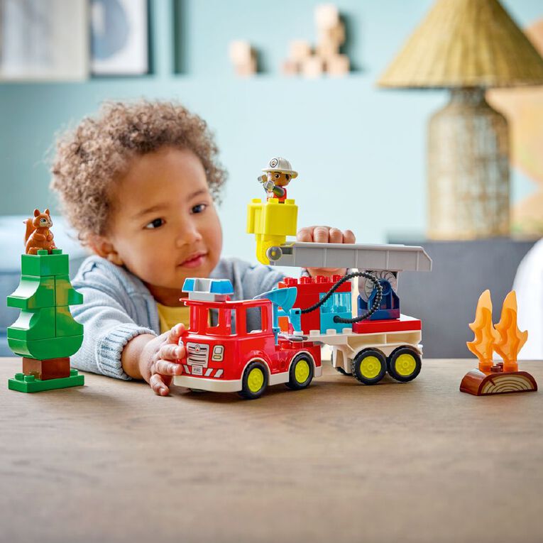 LEGO DUPLO Fire Engine with Hose and Firefighter 10473, , hi-res