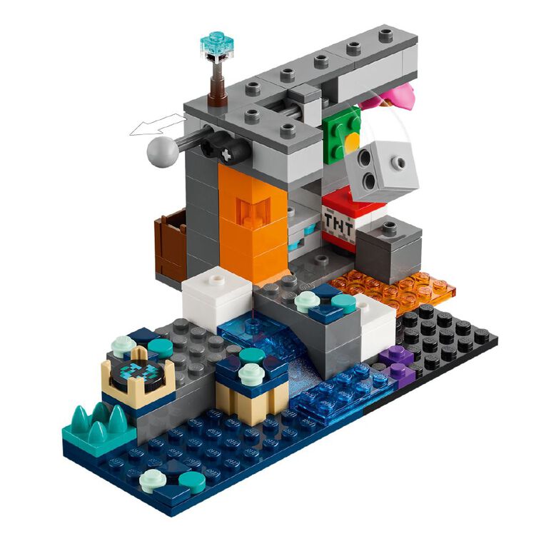 LEGO Minecraft The Warden Encounter 21274, , hi-res