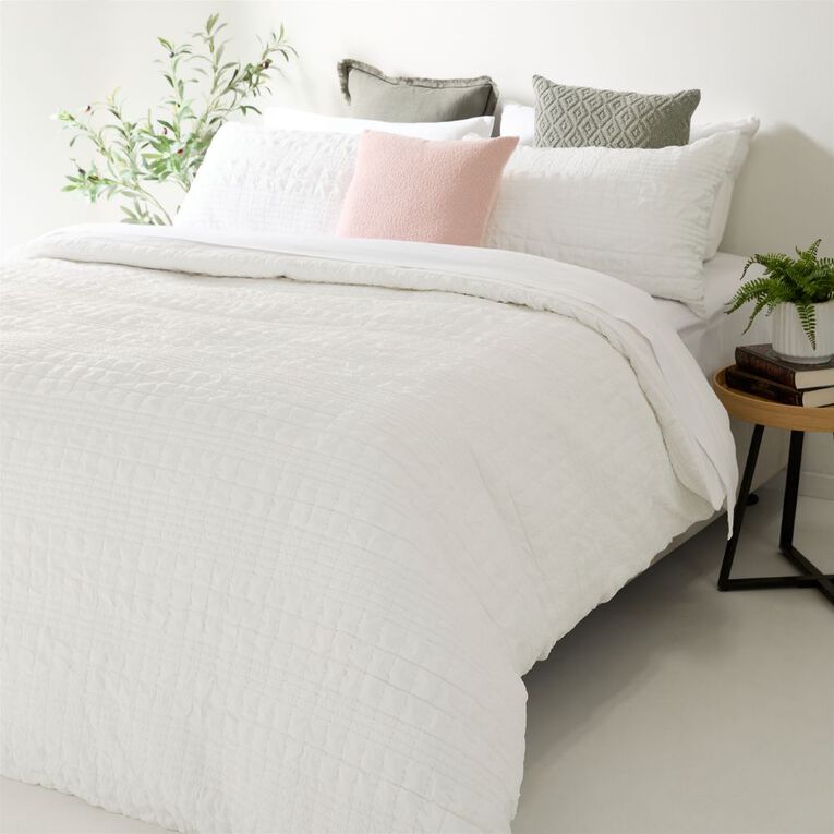 Living & Co Duvet Cover Set Puff Jacquard White Queen, , hi-res