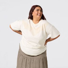 Karanga Ink Women's Curve Tee