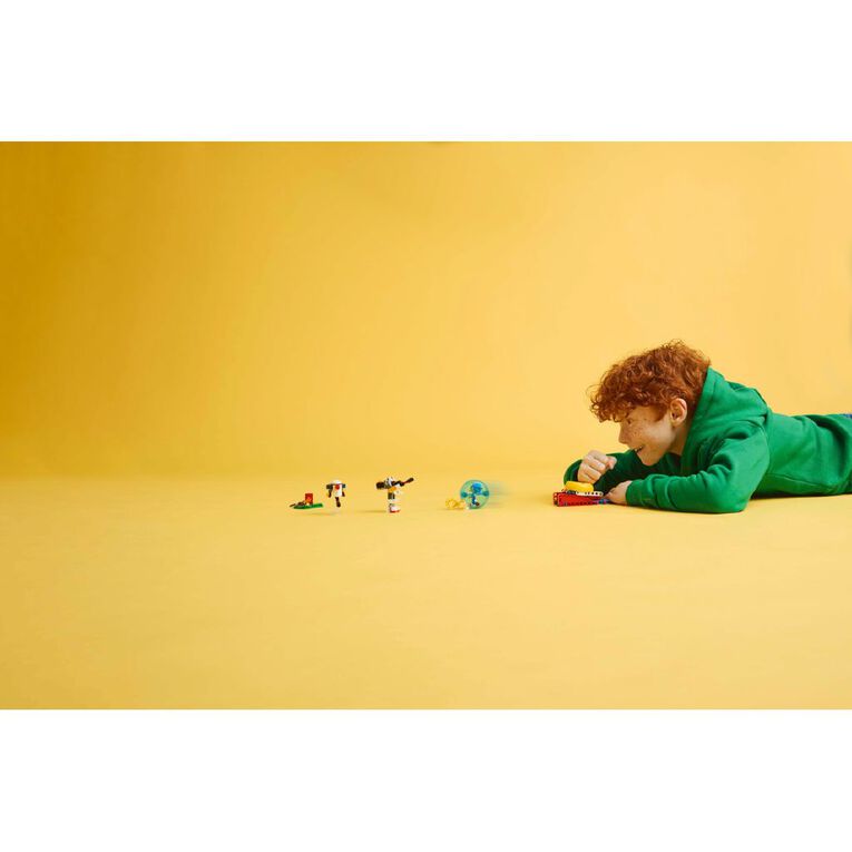 LEGO Sonic Campfire Clash 77001, , hi-res